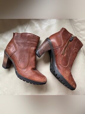 Timberland Leather Ankle Heeled Boots Brown Leather Women's Shoes US 6